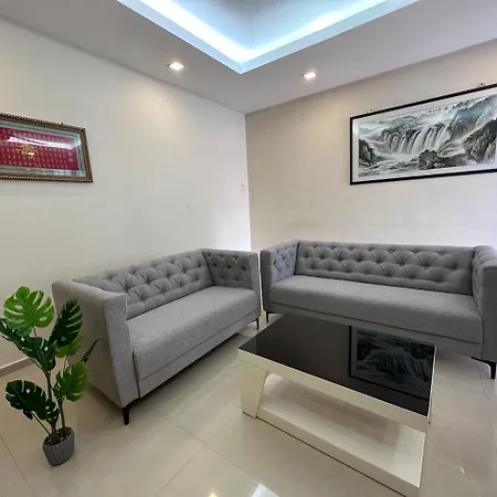 Desa Tebrau 1 Near Ikea Toppen Peikin Long Sing Helixuan Restaurant Johor Bahru Exterior photo